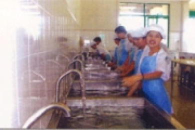 NƯỚC OZONE TIỆT KHUẨN RỬA RAU QUẢ,THỰC PHẨM CTY TỶ HÙNG - Q.BÌNH TÂN